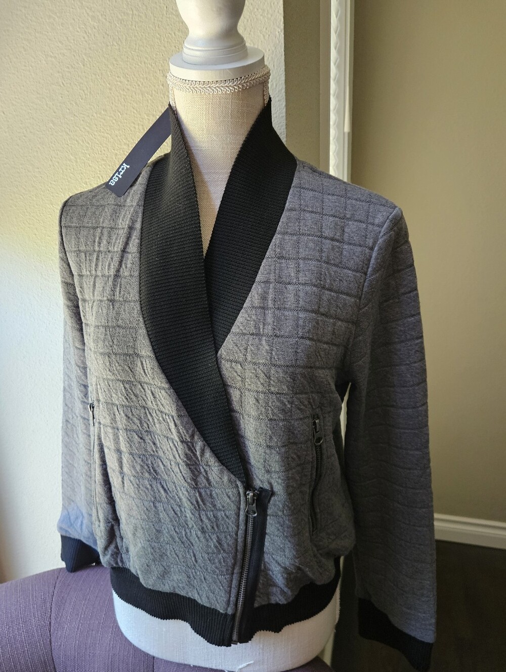 NWT Large Krisa Grey/Black Retro Style Jacket